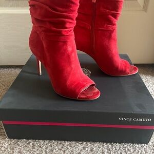 Vince Camuto tomato tango red suede peep toe boots Size US 6.5